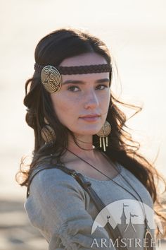 Tribal Headband “Labyrinth”. Available in: crazy horse brown natural leather, crazy horse black natural leather, brass, stainless :: by medieval store ArmStreet Fantasy Headband, Ren Fest, Cosplay Hair, Leather Headbands, Arm Bracelets, Medieval Jewelry, Medieval Clothing, Linen Tunic, Turbans