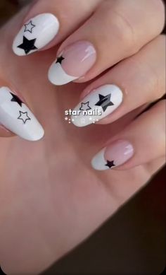 маникюр красный Black White Nails, Anime Nails, Y2k Nails, Nails Manicure, Star Nails, Nails Desing, Nail Shop, Nail Art Diy