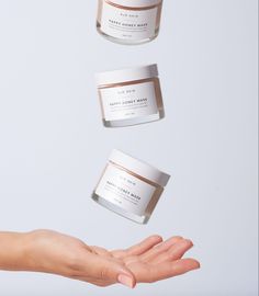 Facial Cream Photography, Skin Care Editorial, Face Cream Product Photography, Product Photography Minimal, Body Cream Photography, Food Photography Fruit, Natural Skincare Brands, Cream Aesthetic