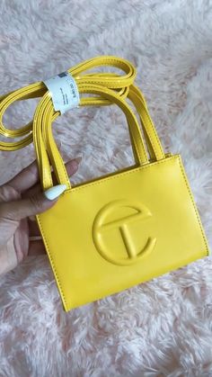 Telfar Bag, Yellow Purses, Luxury Bags Collection, Handbag Essentials, Girly Bags, Cute Handbags, Luxury Purses, Fancy Bags, Handbag Heaven