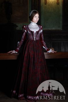 Renaissance medieval flocked natural velvet dress costume garb Medieval Costume, Medieval Dress, Medieval Clothing, Medieval Fashion, Historical Costume, Historical Dresses, Fantasy Fashion, Historical Clothing, Costume Dress