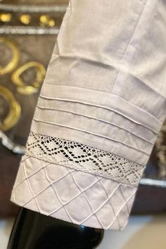 Capri leggings ideas Capri Design 2022, Duppattas Designs Ideas With Lace, Lawn Trouser Design, Latest Trouser Design, Duppattas Designs Ideas, Bell Bottom Trouser, Poncha Design