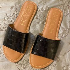 Never Worn Cabana Slide Sandal Black Size 8 Black Beach Slides, Black Slip-resistant Flip Flops For Vacation, Black Non-slip Slippers For Beach, Black Non-slip Slippers For The Beach, Black Slip-resistant Beach Slides, Woman Beach, Slide Sandals, Slides, Black Sandals