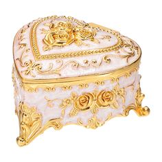 Document This vintage metal jewelry box is a tool for storing and organizing jewelry, with a vintage charm design and practical storage function. It is suitable for daily home use or as a decorative display, can decorate your dressing table, and is also widely used as a gift for special occasions such as Valentine' Day, anniversary or birthday.Specification:Color: WhiteMaterial: Zinc AlloyShape: Heart ShapeSize: 8 x 8 x 5.7 cm / 3.15 x 3.15 x 2.24 inch (LxWxH)Packing List: 1Pcs x Jewelry BoxAdvantage:The brilliant color and look of this jewelry box add a vintage aesthetic, and the delicate pattern gives it a romantic and classic appeal.Made of zinc alloy, it is durable and sturdy, while the soft lining on the interior adds an extra touch of luxury and protection to the jewelry stored.The s Organizing Jewelry, Thrift Inspo, Jewerly Boxes, Practical Storage, Png Icons, Dream Jewelry, Exquisite Jewelry, Jewellery Boxes, Watches Jewelry