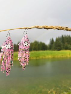 Hand woven and designed in Alaska with love. Made with myuki Japanese glass beads. A polar bear peeks his head up through the fireweed to see who's looking at him during his midday nap. Polar Bear, Favorite Things Gift, Wedding Shop, Beaded Earrings, Hand Woven, Alaska, Jewelry Earrings Dangle, Beading, Etsy Earrings