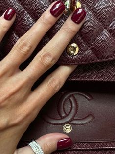 Rich Autumn Aesthetic, Rich Red Aesthetic, Chanel Beauty Aesthetic, Red Nails Outfit, Fall Red Nails, Rich Nails, Nagel Tips, Smink Inspiration