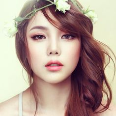 One of my favourite korean makup artist- Pony , pre-wedding look #미미박스 Korean Beauty Makeup, Pony Makeup, Korean Makeup Tips, Wedding Hairstyles And Makeup, 2015 Style, Korean Makeup Look, Korean Makeup Tutorials, Japanese Makeup