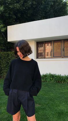 Aesthetic Sweater Outfits, Aesthetic Sweaters, Street Style Inspiration, Mode Inspo, Looks Style, Mode Inspiration, Looks Vintage, Outfits Casuales, Look Fashion