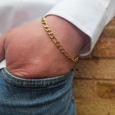 Gold Figaro  Chain Bracelet Unisex & perfectly for everyday wear Available in gold stainless steel  ► 5mm wide ► Lengths: 16cm" XS 18" S 20" M 21" L 22"XL 23"XXL Bracelet Men Gold, Mens Gold Bracelet, Jewellery Chain, Gold Figaro Chain, Figaro Bracelet, Chain For Men, Mens Gold Bracelets, Bracelet Mens, Bracelet Men