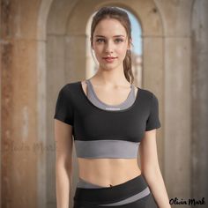 Olivia Mark - Color-Block Outerwear Yoga Top with High Elasticity and Built-in Chest Pad, Short-sleeve T-shirt with Sensual Bareness Prevention and Anti-see-through Sports Skirt Sports Skirt, Yoga Top, Swimwear Sets, Sports Skirts, Sleeves Clothing, Body Con Skirt, Active Wear Outfits, Yoga Tops, Chest Pad