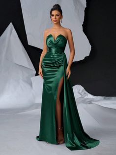 Vestido elegante y deslumbrante con cuello en V, pliegues, drapeado, abertura alta y cola de pez para fiesta nocturna Verde Oscuro Elegante  sin mangas Satén Liso A línea No-Elástico  Weddings & Events, size features are:Bust: ,Length: ,Sleeve Length: Green Satin Draped Dress, Green Draped Satin Dress, Pleats Draping, Green Draped Satin Evening Dress, Green Satin Finish Floor-length Evening Dress, Green Satin V-neck Evening Dress, Women Prom Dresses, School Formal, Young Miko