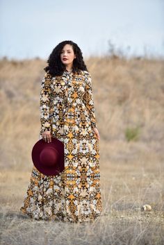 The 7 Most Versatile Pieces for Your Fall Wardrobe | The Everygirl Womens Boho Dresses, Boho Style Outfits, Plus Size Maxi, Plus Size Kleidung, Curvy Girl Fashion, Plus Size Maxi Dresses, Maxi Dresses Casual, Style Maxi Dress