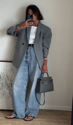 Grey Blazer Outfit, Grey Sweater Outfit, Blazer Outfits Casual, Oversized Grey Sweater, Corporate Outfits, Populaire Outfits, Blazer Outfit, Mode Casual