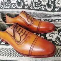 Handmade Envy on Storenvy Leather Store, Best Shoes For Men, Office Shoes, How To Make Shoes, Genuine Leather Shoes, Mens Oxfords, Derby Shoes, Handmade Shoes, Hand Stitched