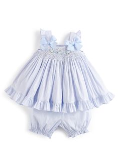 This adorable baby girl blue smocked bloomer set is perfect for summer outings, pictures and portraits. Adorable for birthday parties. Top is hand smocked with blue and white embroidered flowers and adorned with ribbon bows and ruffle edge. Matching bloomers are included and have elastic waist and legs. Perfect for Spring and Summer Sizes 9m to 4T True to size, please choose your normal size. Cotton Hand wash, line dry. Heirloom Baby Clothes, Southern Baby Clothes, Smocked Baby Clothes, Baby Heirloom, Hand Smock, Twirl Dress, French Blue