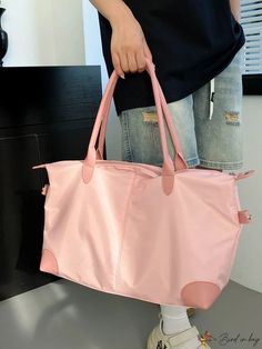 BirdinBag - Pink Minimalist Double Handle Medium Travel Bag with Zipper Pink Minimalist, Bag With Zipper, Pink Pattern, Travel Bag, Minimalist Design, Composition, Size Medium, Zipper, Pink