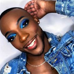 Make Azul, Birthday Makeup Looks, Blue Makeup Looks, Luminous Foundation, Lightweight Foundation, Birthday Makeup, Queen Makeup