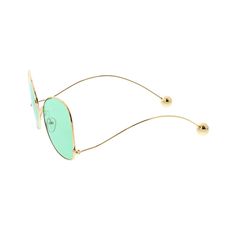 A classic yet glamorous look. Merge the past with the present in a head-turning look with these Gold & Green Women’s Retro Butterfly Sunglasses from zero UV. Lightweight yet heavy on UV protection, get the look this summer (or anytime of year) with these classic shades.. Old-school glam. For a great way to mix it up. A change in style is great. Break from the traditional monotony of blacks and greys in yoru sunglass game and throwback to retro days and style with these vintage-inspired sunglasse Retro Butterfly, Trendy Eyewear, Festival Sunglasses, Felt Case, Oversized Round Sunglasses, Purple Fire, Cute Sunglasses, Aviator Glasses, Cheap Sunglasses