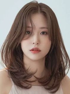 Haircuts For Medium Hair Korean Style, Shoulder Length Hair For Asian Women, Square Face Hair Styles Medium, Shoulders Length Hairstyle, Lob Haircut Korean, Korean Haircut Square Face, Short Hair Korean Style Square Face, Low Maintenance Korean Haircut, Shoulder Length Girl Haircut