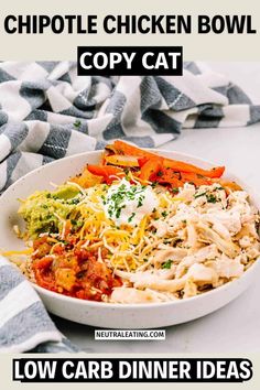 Love Chipotle but your budget doesn't? Try our healthy homemade chipotle bowl with chicken! This copycat chipotle burrito bowl is so easy to make and low carb! Give our healthy chicken bowl recipe a try! Baked Caprese Chicken, Chipotle Copycat, Chipotle Burrito, Copycat Chipotle, Chipotle Bowl, Chicken Bowl Recipe, Burrito Bowls Recipe, Healthy Chicken Breast