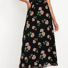 Gorgeous Black Maxi Skirt With Peachy Florals. Elastic Waist. Nwt! About 38in Long. Chiffon Maxi Skirt, Chic Pants, Feminine Blouses, Black Maxi Skirt, Chiffon Maxi, Black Maxi, Floral Chiffon, Old Navy Women, Navy Floral