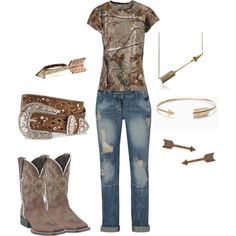 Female Huntress, Country Clothes, Arrow Jewelry, Camo Outfits, Camo Girl