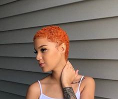 Bleached Hair Short, Short Bleached Hair, Hair Ideas For Women, Finger Waves Short Hair, Shaved Hairstyles, Short Hair Designs, Short Natural Curly Hair