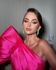 Hot Pink Dress Makeup Look, Best Makeup For Pink Dress, Makeup Looks For Fushia Dress, Makeup For A Magenta Dress, Makeup Looks For A Hot Pink Dress, Magenta Outfit Makeup, Fuschia Dress Makeup Ideas, Makeup For Dark Pink Dress, Eye Makeup With Hot Pink Dress