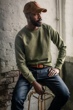 Embrace rugged classics with our Surplus Green Deck Sweater, a timeless rendition of a pioneer favourite. Mens Rugged Style Outdoors, Green Hoodie Outfit, Granola Boy, Outdoorsmen Style, Green Deck, Workwear Ideas, Stocky Men, Christmas Session, Hoodie Outfit Men