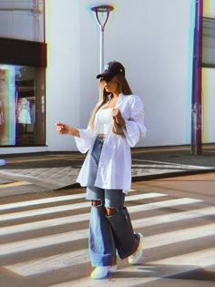 Comic Dress, Outfits Con Jeans, White Shirt Outfits, Oversized Outfit, Trik Fotografi, Causual Outfits, Pinterest Outfits, Outfits Verano, Cute Simple Outfits