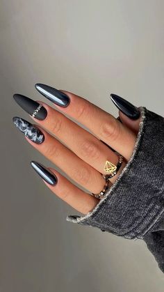 Black Chrome Nails, January Nail Designs, January Nails, Wow Nails, February Nails, Smink Inspiration, Her Nails, Gray Nails, Polish Colors