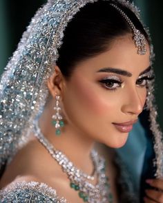 Hoorain Shaikh Makeup Looks Pakistani, Walima Makeup, Pakistani Wedding Hairstyles, Latest Bridal Makeup, Saboor Ali, Asian Wedding Makeup, Engagement Look, Natural Glam Makeup