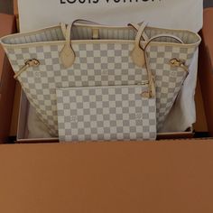 Louis Vuitton Neverfull Mm Purse Never Used, Brand New In Box, Purse Was Shipped Directly From Louis Vuitton. Apartment Finds, Box Purse, Louis Vuitton Neverfull Mm, Bags Louis Vuitton, Neverfull Mm, Vuitton Neverfull, Louis Vuitton Bags, Louis Vuitton Bag Neverfull, Vuitton Bag