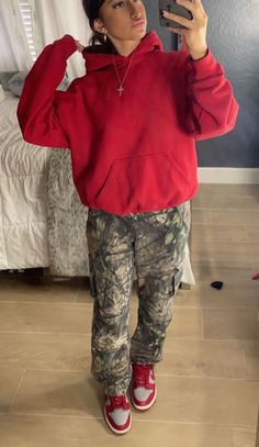 Casual Red Baggy Cargo Pants, Red Fitted Hoodie, Named Collective Hoodie Outfit, Red Hoodie For Streetwear, Red Hoodie Outfit, Named Collective Tracksuit Red, Camo Pants