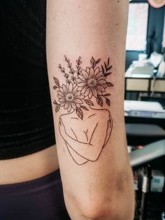 Feminine delicate linework tricep tattoo with sunflowers and lavender for self-love and growth Tattoos In Arms For Women, Trendy Arm Tattoos For Women, Self Love Arm Sleeve Tattoo, Feminine Growth Tattoo, Self Love Sunflower Tattoo, Back Or Arm Tattoo Women, Tattoos For Women Growth, Be As You Are Tattoo, Women Tattoos On Arm