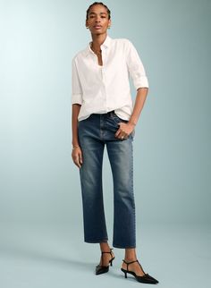 Description It’s no exaggeration to say that our wardrobe would feel naked without a classic cotton shirt! This is our take on a timeless Oxford style with a relaxed boyfriend fit. You don’t need us to tell you how to wear it - but right now we love it half-tucked into jeans or tailored pants with the deep cuffs rolled up. Crafted in organic cotton Unfitted Deep cuffs Shaped hem Sustainable Attributes: Made in Europe Natural fibres Organic Ethically made Vegan Details 100% Organic Cotton Delicat Pre-shrunk Organic Cotton Shirt, Affordable White Organic Cotton Shirt, Luxury Casual Cotton Jeans, Luxury Classic Cotton Jeans, Relaxed Button-up Top, Chic Tops With Relaxed Fit And Straight Hem, Straight Leg Cropped Jeans, Oxford Style, Natural Fibres