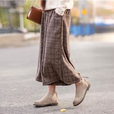 British Style Woolen Plaid Pants Womans Vintage Wide Leg Pants    #pants #trousers #plaid #British #wideleg #fashion #vintage #retro Vintage Wide Leg Pants, Rose Embroidered Jeans, Quilted Pants, Summer Prints Fashion, Winter Trousers, Plaid Trousers, Balloon Pants, Pants Skirts, Personal Aesthetic