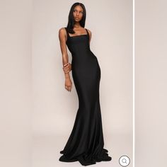 I Am 5’7” 125 Lbs. The Fabric Has Elasticity And Fits Like A Glove, Great For All Body Shapes. The Only Alteration That Was Made To It Is The Hemline So It Just Touches The Floor When I’m Wearing 3 In Heels. 125 Lbs, The Floor, Square Neck, Body Shapes, Black Color, Womens Sizes, Maxi Dress, Womens Dresses, Square