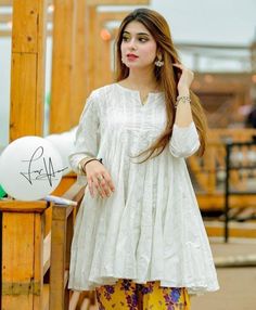 #sleevedesign#trouserdesign#damandesign#neckdesign#chakdesign#frockdesign#dressdesignforgirls#HannahFashion Cotton Short Frocks, Summer Frock Designs, Short Frock, Simple Frocks, Lace Dress Design, Stylish Short Dresses, Pakistani Dresses Casual, Beautiful Pakistani Dresses, Trendy Dress Outfits