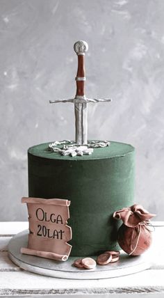 The Witcher Birthday Cake Ideas Images (Pictures) Lotr Cake Birthday, Lotr Cake, Viking Cake, Hobbit Cake, Crazy Birthday Cakes, Zelda Cake, Soul Cake, 14th Birthday Cakes, Marvel Cake