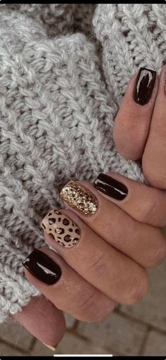 Nails Looks, Nail Colors Fall, Nails For Fall, Red And White Nails, Classy Acrylic, Classy Nail, Brown Nails Design, Zebra Nails, Nail Looks