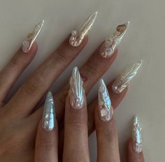 Mermaidcore Nails Aesthetic, Off White Pearl Nails, Pisces Aesthetic Nails, Red Mermaid Nails, Siren Core Nails, Sirencore Nails, Mermaid Vibe Nails, Sea Witch Nails, Ocean Aesthetic Nails