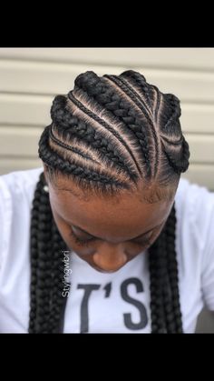 Trending Summer Hairstyles, Summer Hairdos, Black Hair Protective Styles, Women Cornrows, Lemonade Braids Hairstyles, Hairstyles Pictures, Ghana Braids