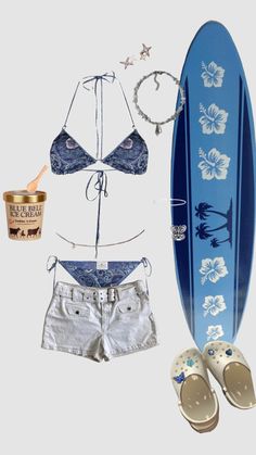 Blue Crocs, Beach Fit, Beach Blue, Beach Wear Outfits