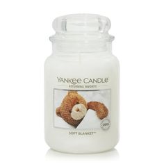 yankee candle with an image of a teddy bear