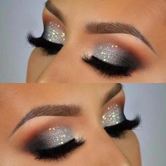 Silver Glitter Eye Makeup, Eyeliner Trends, Sparkle Eye Makeup, Eye Makeup Glitter, Christmas Party Makeup, Makeup Hoco, Nye Makeup, Christmas Makeup Look