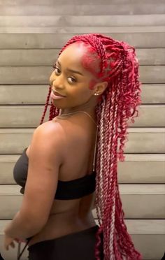 Red Pink And Blonde Box Braids, Passion Twists Hairstyle With Color Red, Red Passion Twists Black Women, Red And Pink Passion Twist, Red And Blonde Passion Twist, Pink And Blonde Twists, Twist Braids With Color, Pink And Burgundy Braids, Braid Color Combos Ideas For Black Women