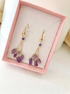 Goldplated silver earrings with amethyst. Handmade in Italy Violet Earrings, Earrings Elegant, Elegant Gifts, Amethyst Jewelry, Chic Jewelry, Amethyst Earrings, Earrings Dangle, Cute Earrings, Elegant Gift