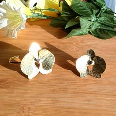 2pc Beautiful Women's Kenyan Brass Orchid Bracelet And Brass Orchid Ring Set. Orchid Bracelet, Orchid Ring, Orchid Jewelry, Hammered Cuff Bracelet, Viking Bracelet, Pandora Style, Brand Jewelry, Dangle Charms, Shop Wallpaper