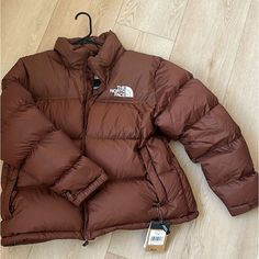 New/Never Been Worn Tnf 1996 Retro Nuptse Jacket In Dark Oak Color, Size Xxl Brown Northface Puffer Jacket, The North Face Fall Puffer Jacket With Pockets, The North Face Puffer Jacket With Pockets For Fall, North Face Puffer Jacket Aesthetic, Puffer Jacket Aesthetic, Northface Puffer Jacket, The North Face Coat, 1996 Retro Nuptse Jacket, Retro Nuptse Jacket